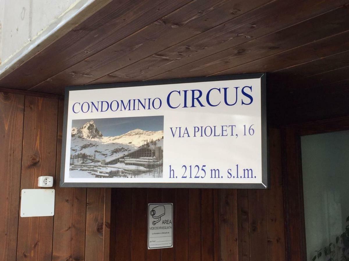 Cervinia Ski In Ski Out - Studio On The Slopes Breuil-Cervinia Eksteriør billede